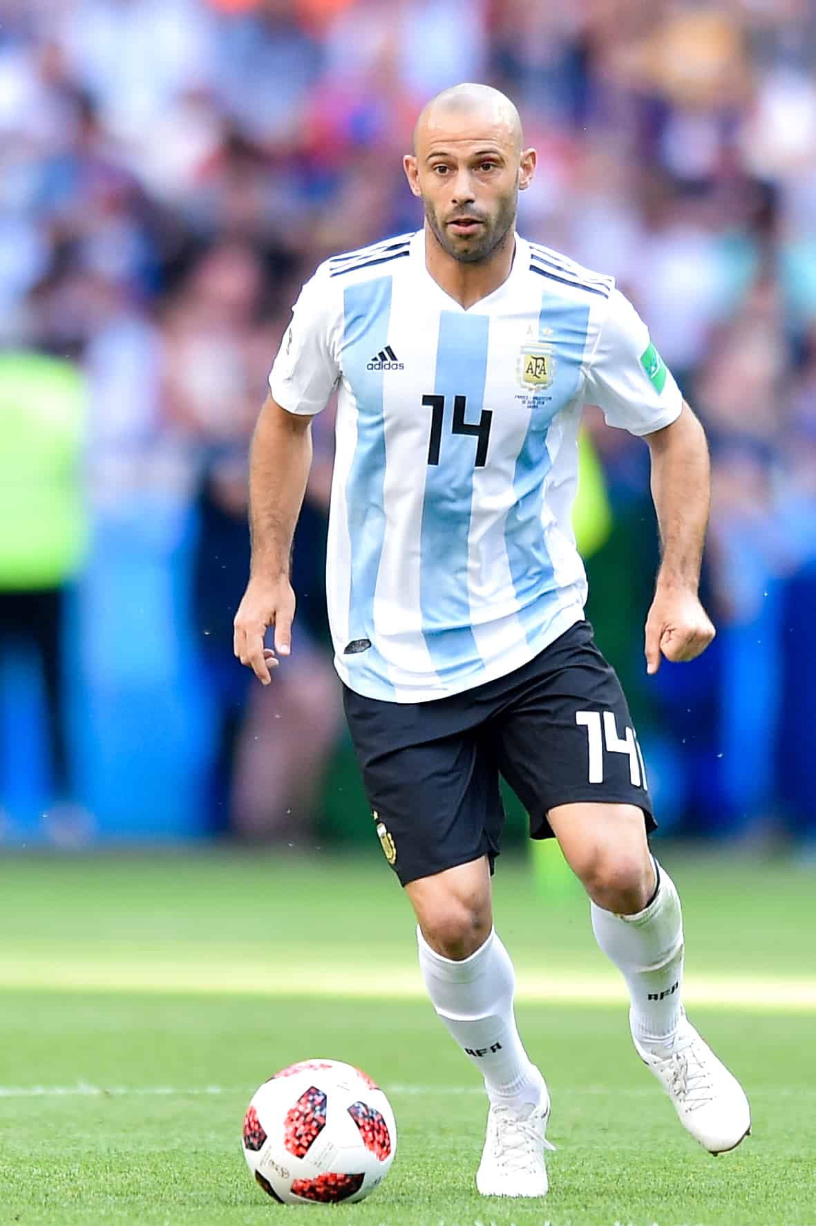  1. Javier Mascherano 147 lần ra sân. Sau khi World Cup 2014 kết thúc, cựu sao Barcelona đã tuyên bố giã từ đội tuyển. Với những gì đang diễn ra, nhiều khả năng kỉ lục của Mascherano sẽ sớm bị phá vỡ.